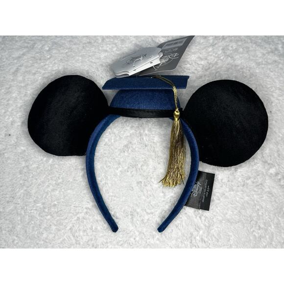 Disney Accessories - Disney Parks Class of 2025 Graduation Cap & Tassel Ears Grad Cap New with Tags